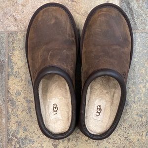 Ugg men’s slippers. Dark brown. Worn a few times but were too wide